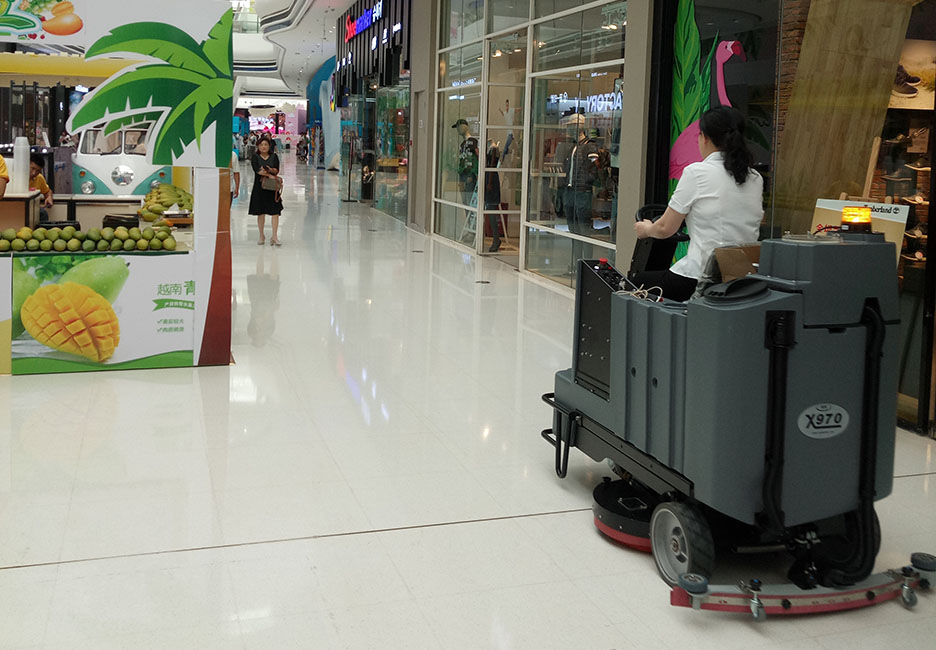 江西大型清潔設備多功能洗地機和電動<a href=http://www.sxcq.net.cn target=_blank class=infotextkey>掃地車生產(chǎn)廠</a>